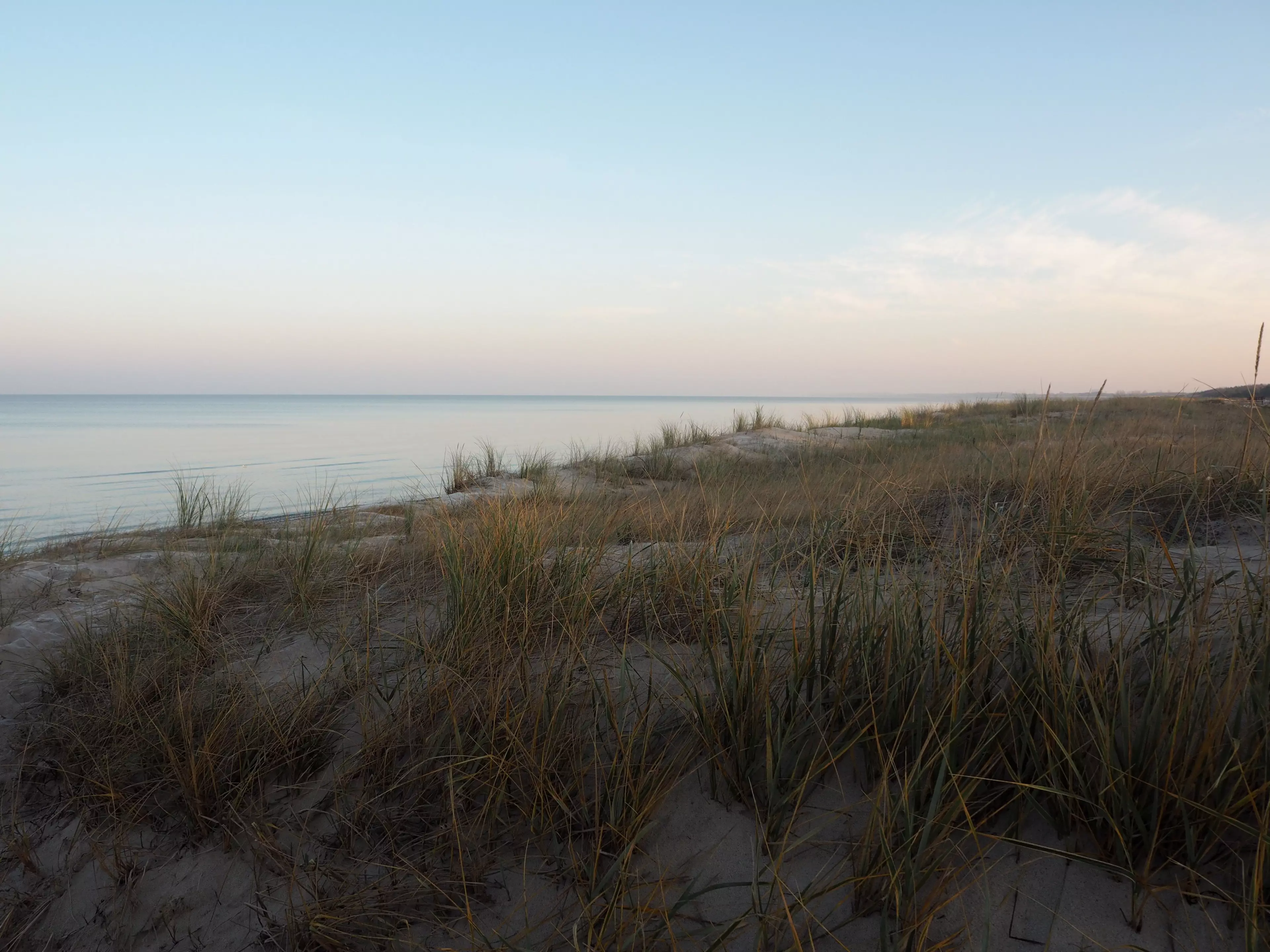 femtastics-New-Haus-Strand-morgens