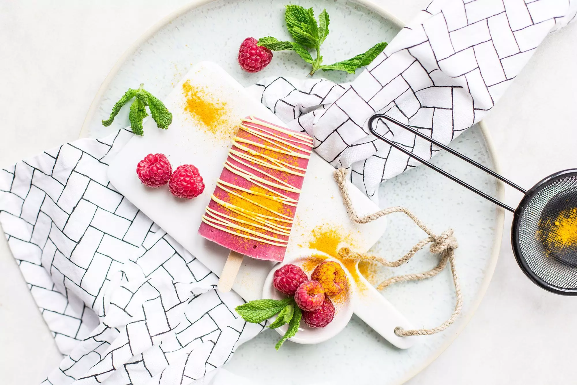 femtastics-Rezept-Himbeer-Popsicles