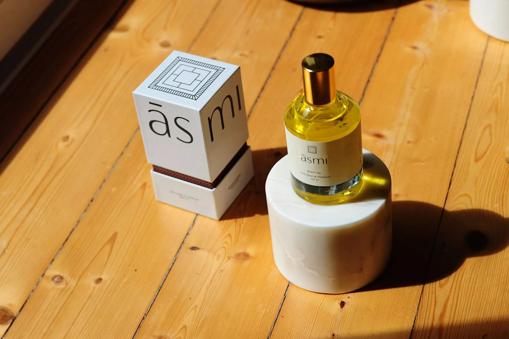 femtastics-asmi-ayurvedabody-oil