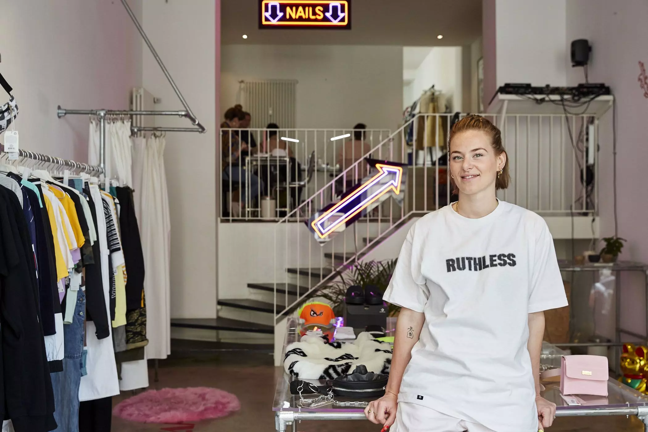 femtastics-charissa-chioccarelli-Berlin-Isla