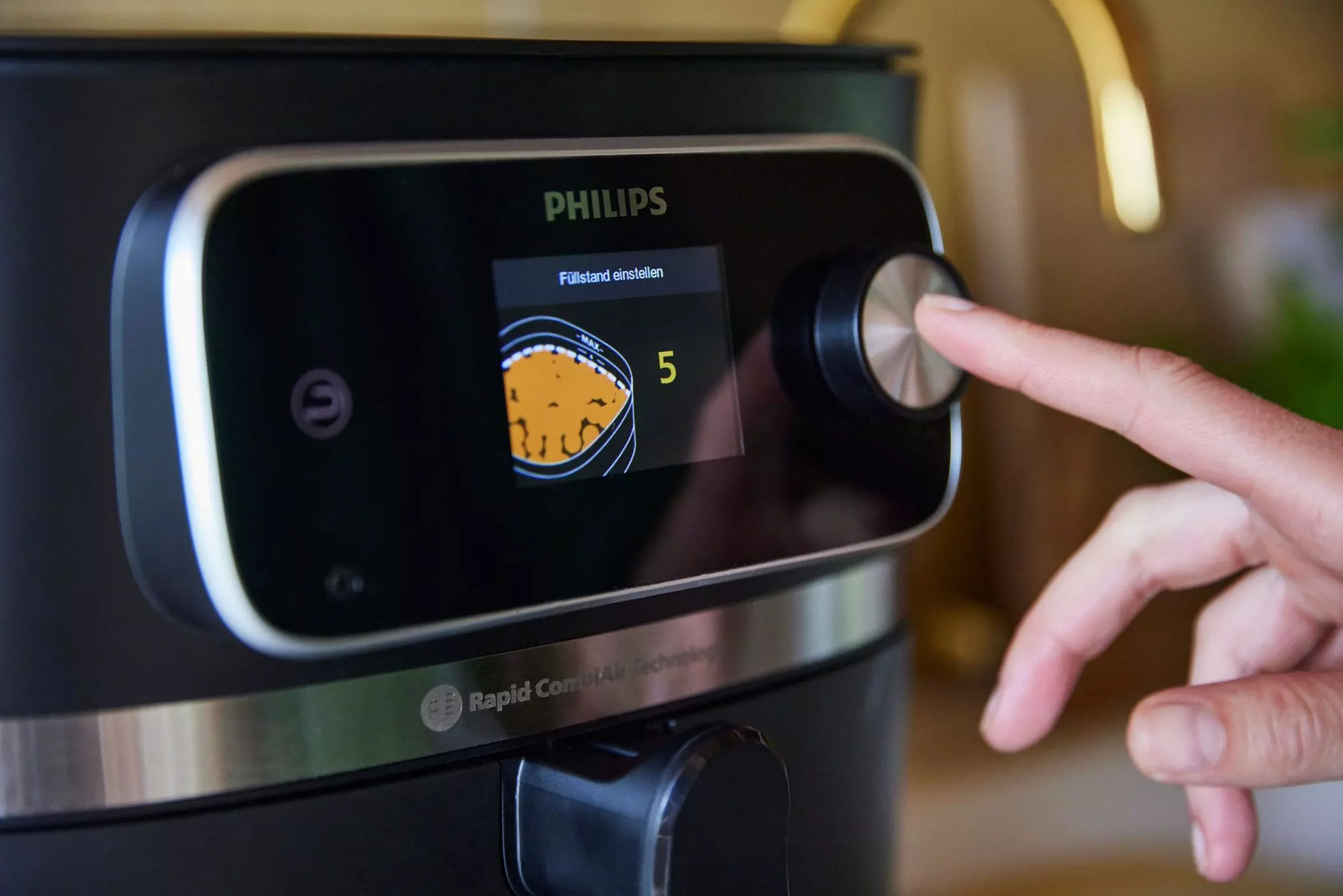 Bedienung des „Airfryer-Combi XXL Connected“ von „Philips“ - femtastics