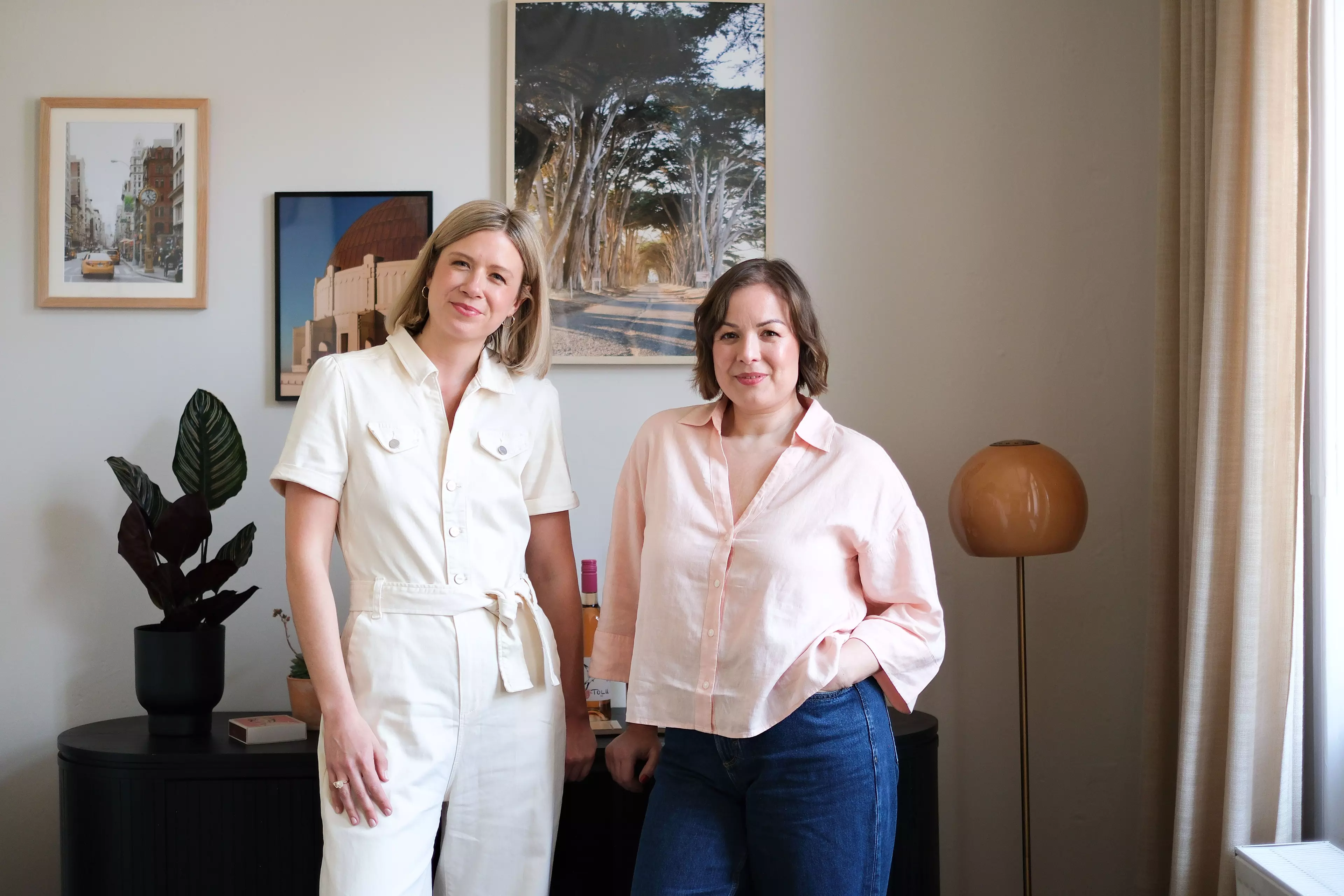 Michaela Stenger und Claudia Simchen sind Freundinnen und Mitbewohnerinnen.