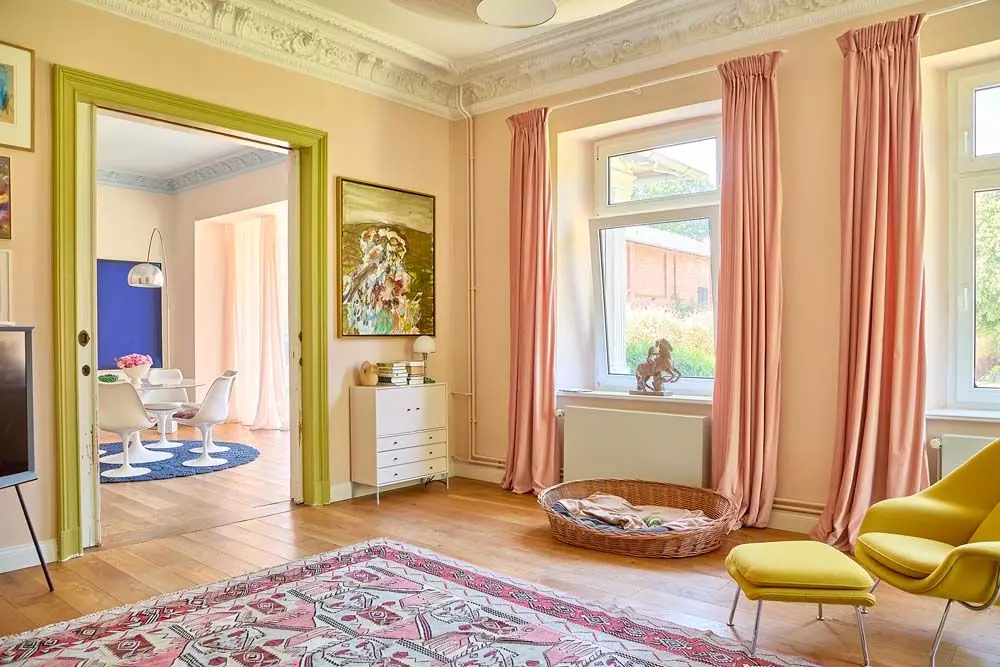Eva Kaiser Wohnzimmer rosa gelb