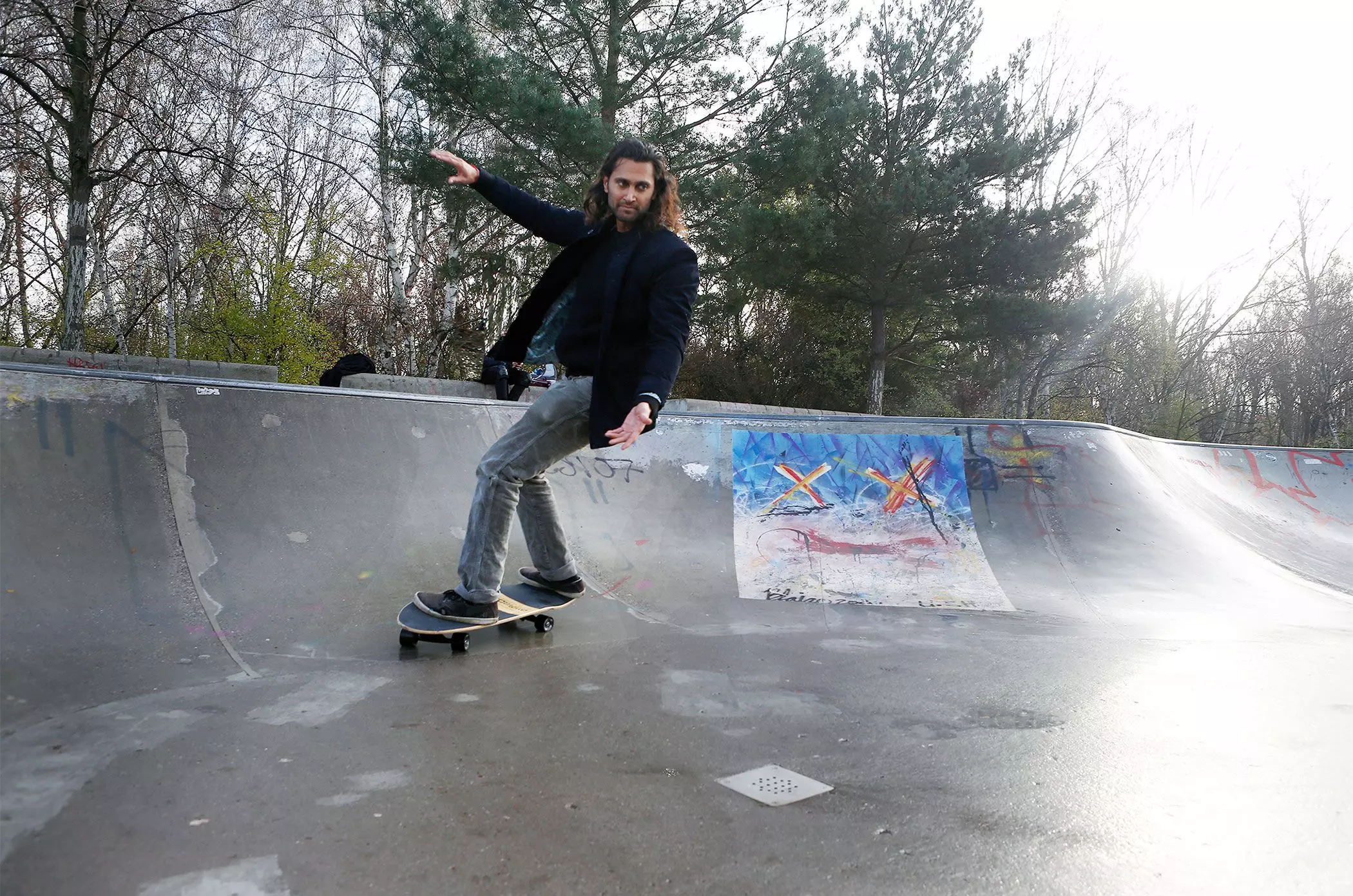 homtastics-Afridun-Amu-Surfer