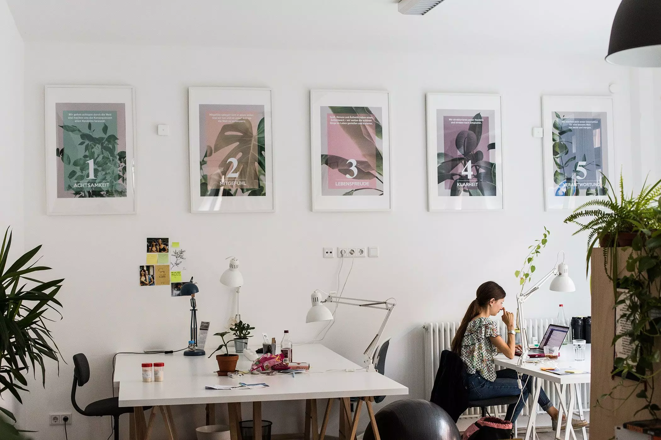 homtastics-the-nu-company-Office