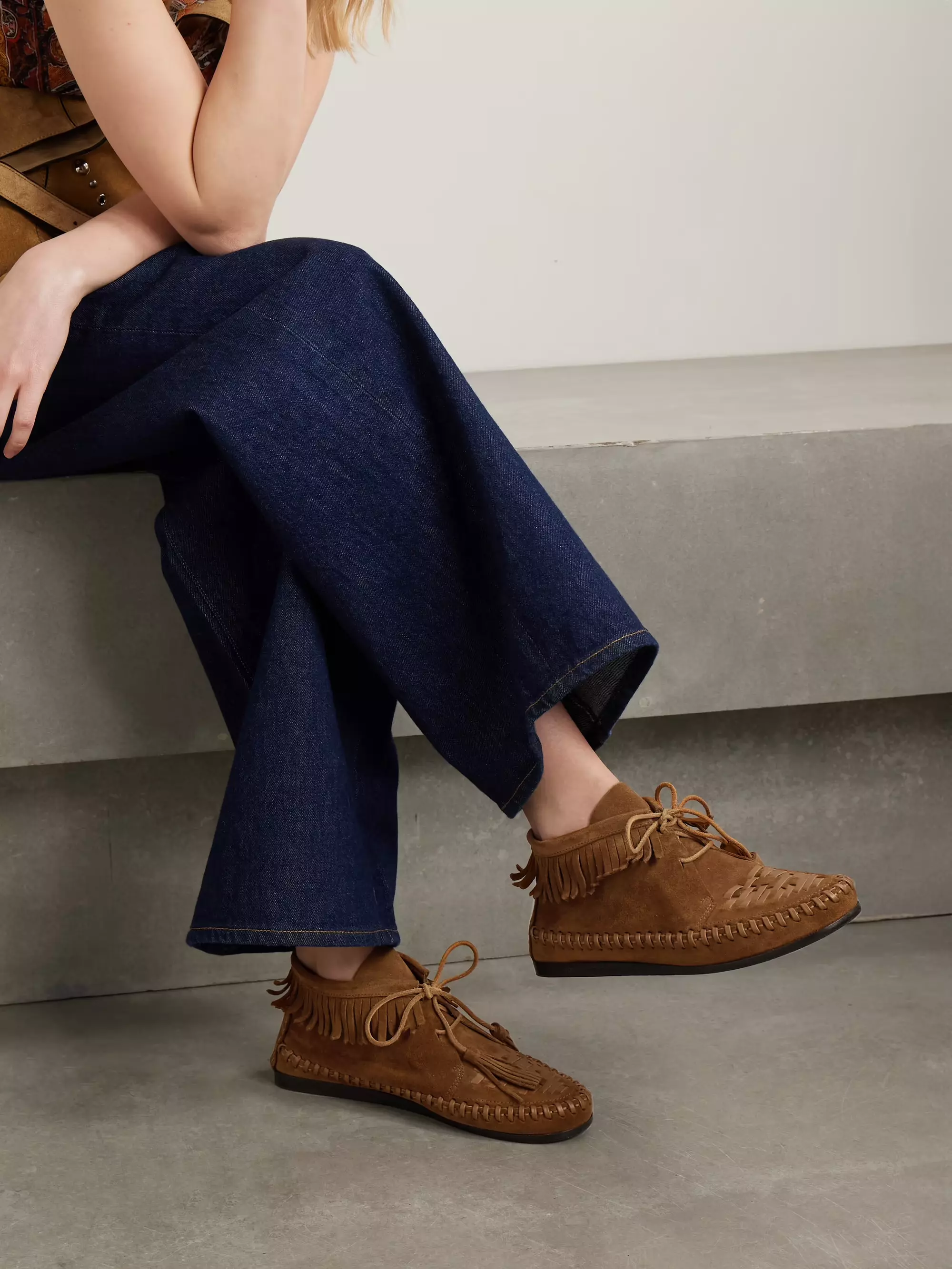 Isabel Marant Fransen-Boots am Model