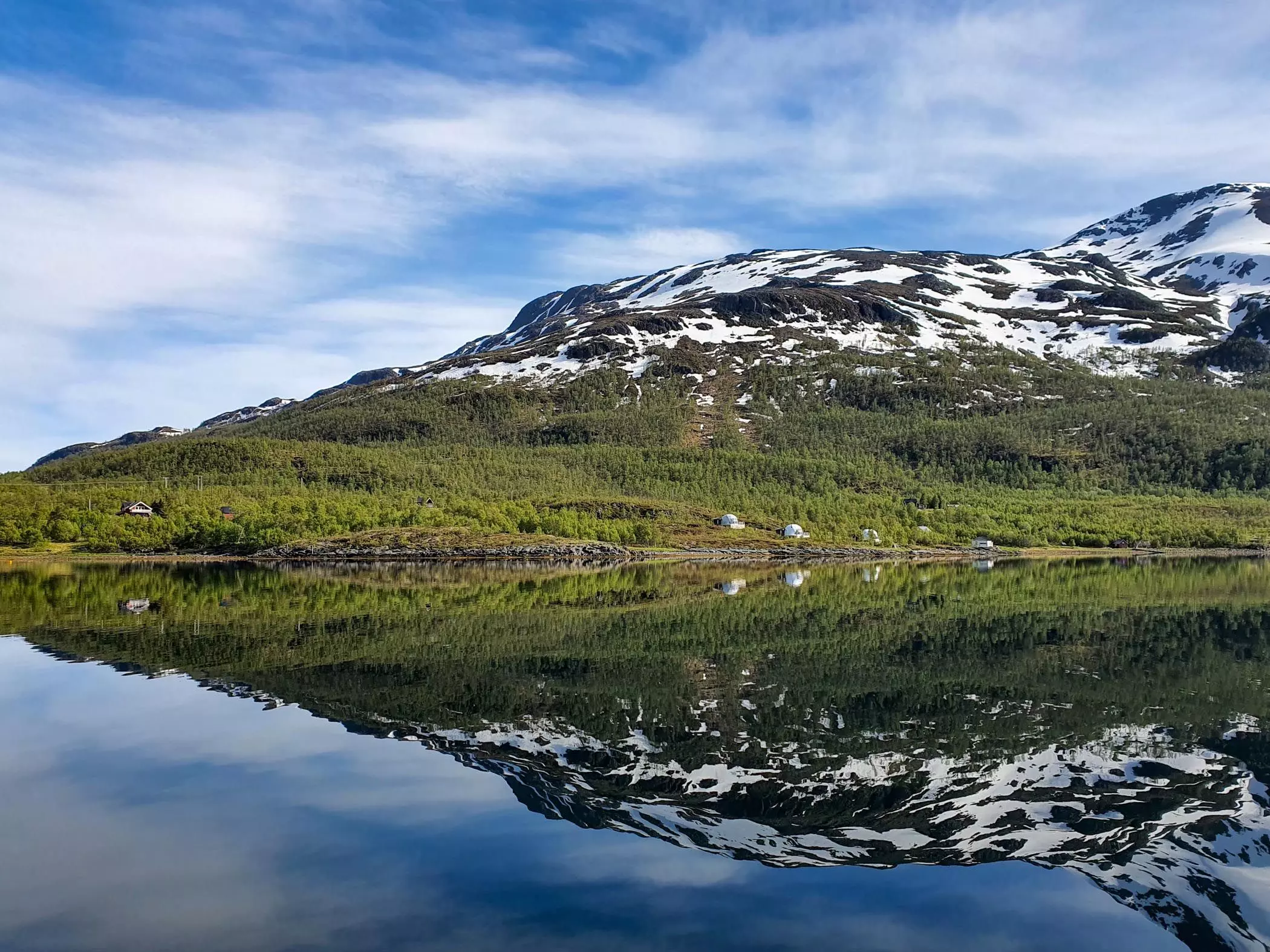 isbreen-the-galcier-hotel-femtastics