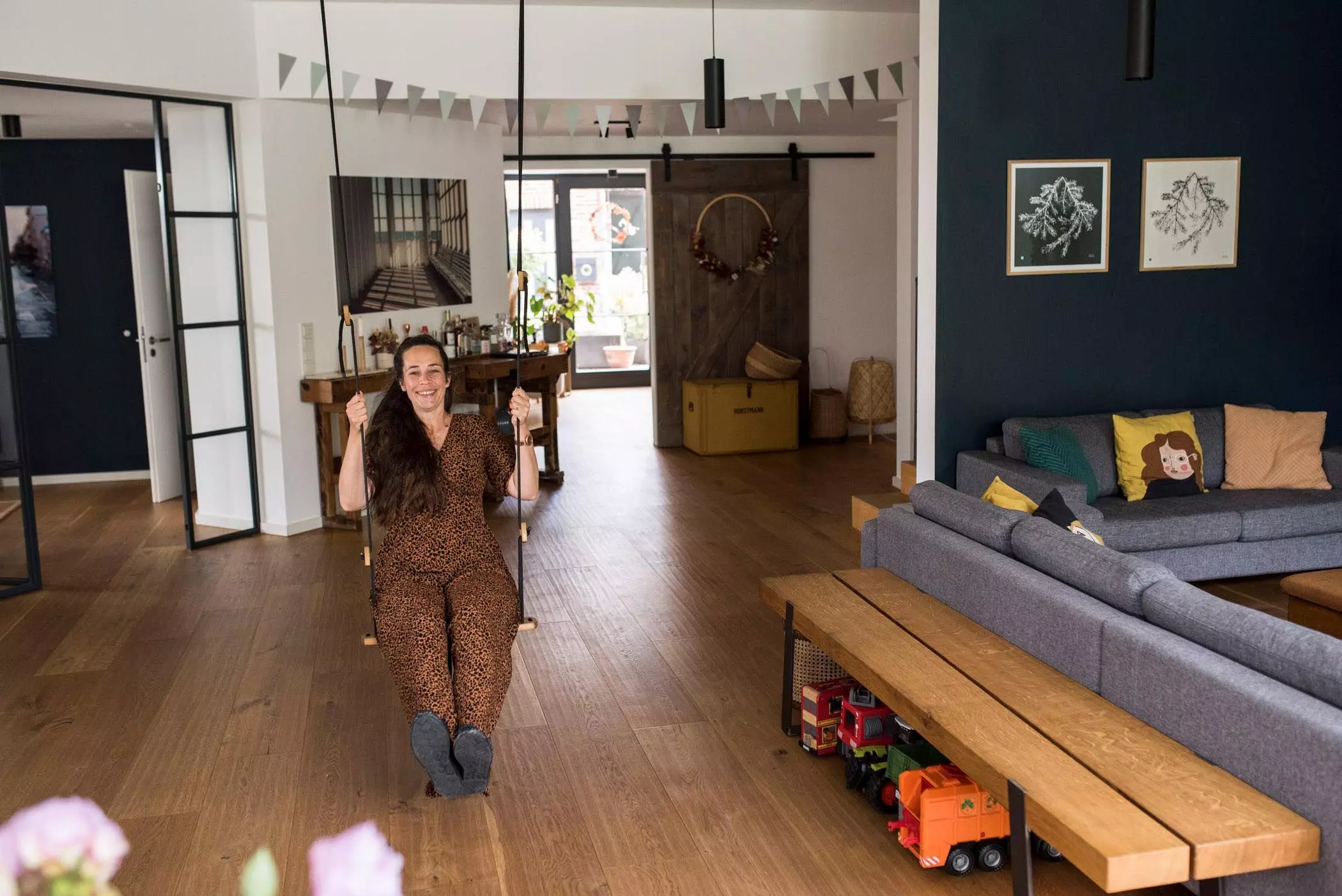 Laura Wuelfing in ihrem Haus | femtastics