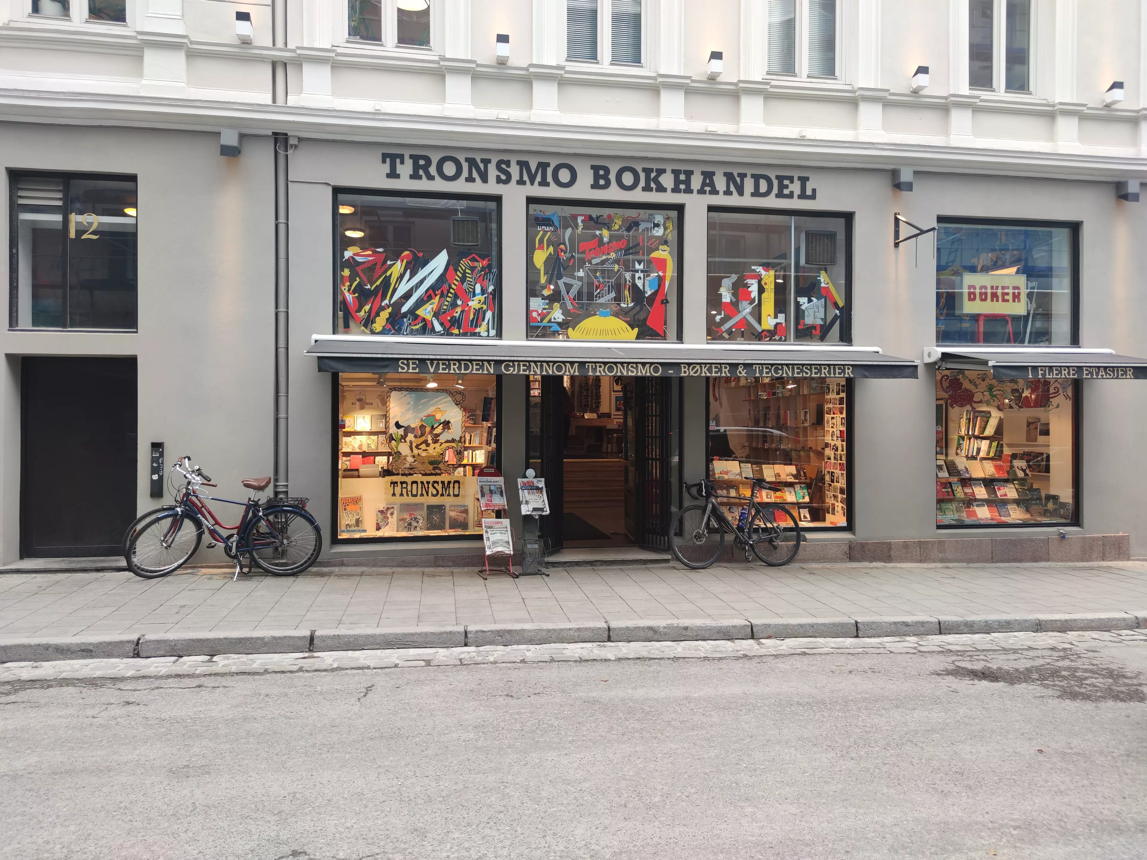 Eingang von Tronsmo Books und Comics Oslo